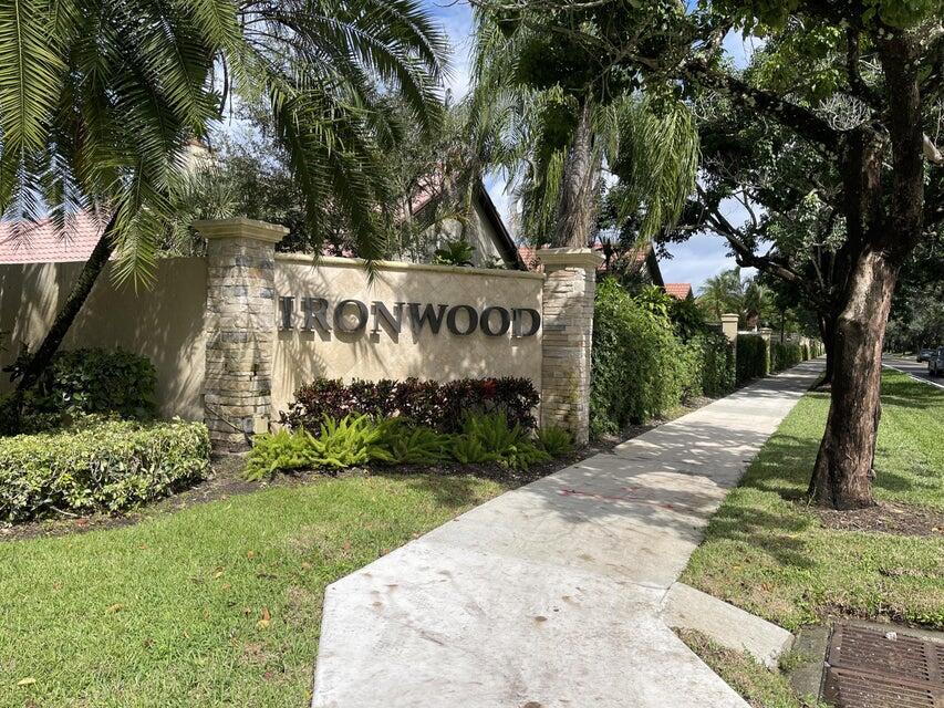 36 Ironwood Way N 36, Palm Beach Gardens, FL 33418, Palm Beach Gardens