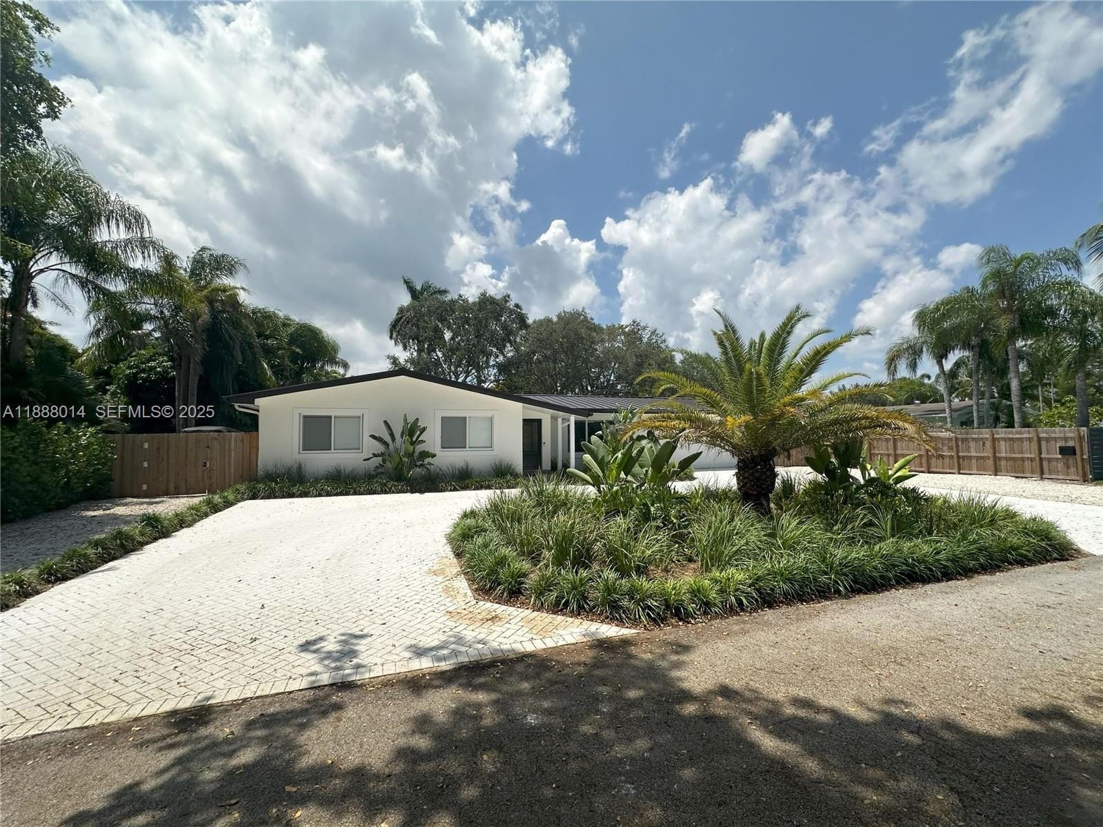 15812 SW 83rd Court, Palmetto Bay, FL 33157