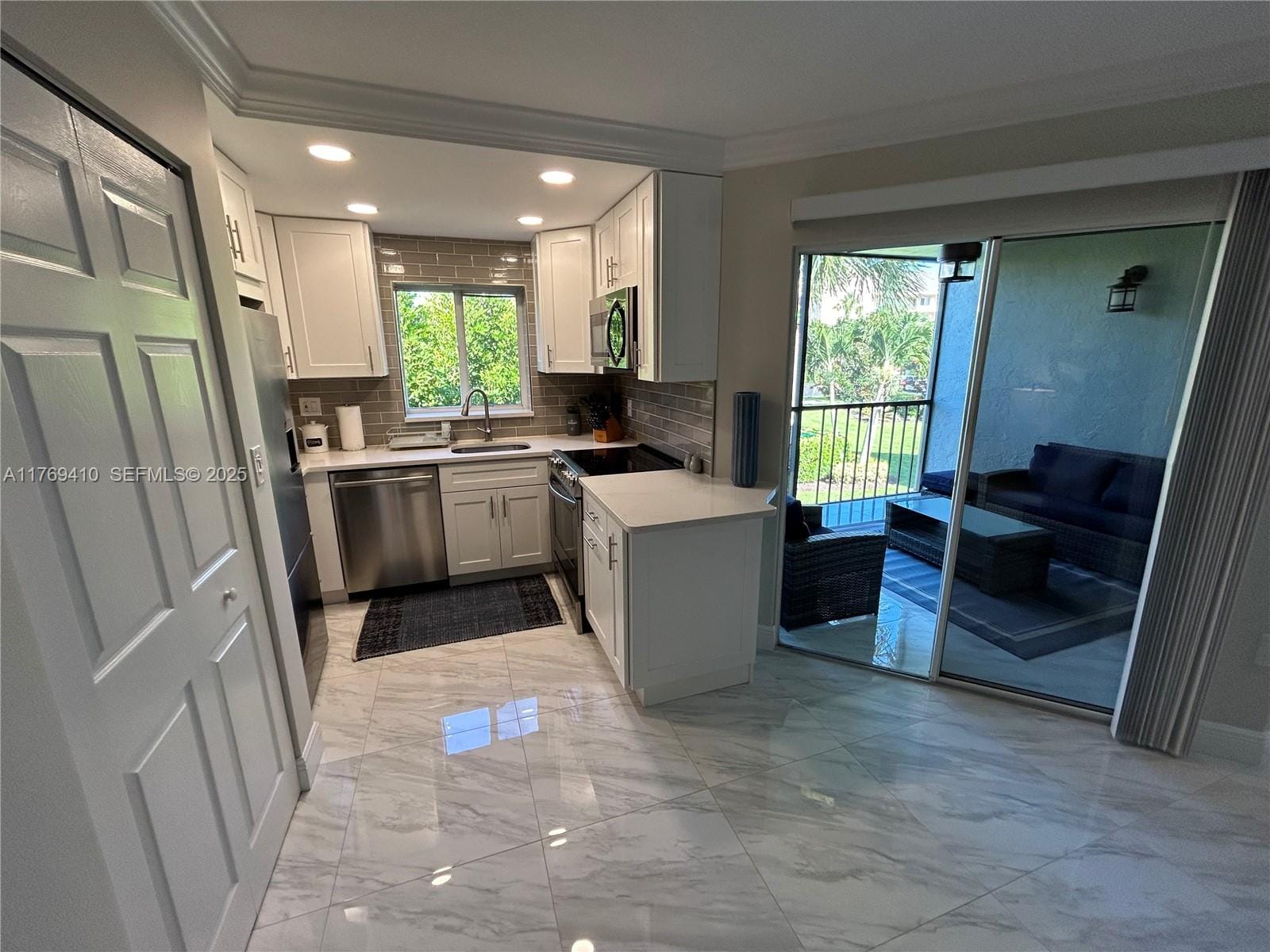 275 Palm Avenue D205, Jupiter, FL 33477 photo 3