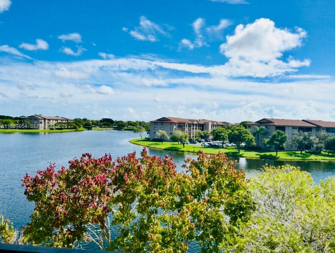 1201 SW 141st Avenue 407J, Pembroke Pines, FL 33027 photo 2