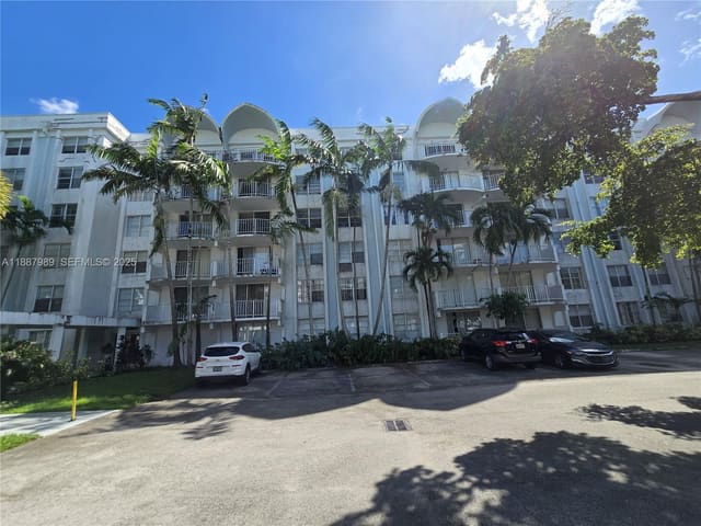 498 NW 165th St Road D-405, sold in Montecarlo Condo, Miami, FL