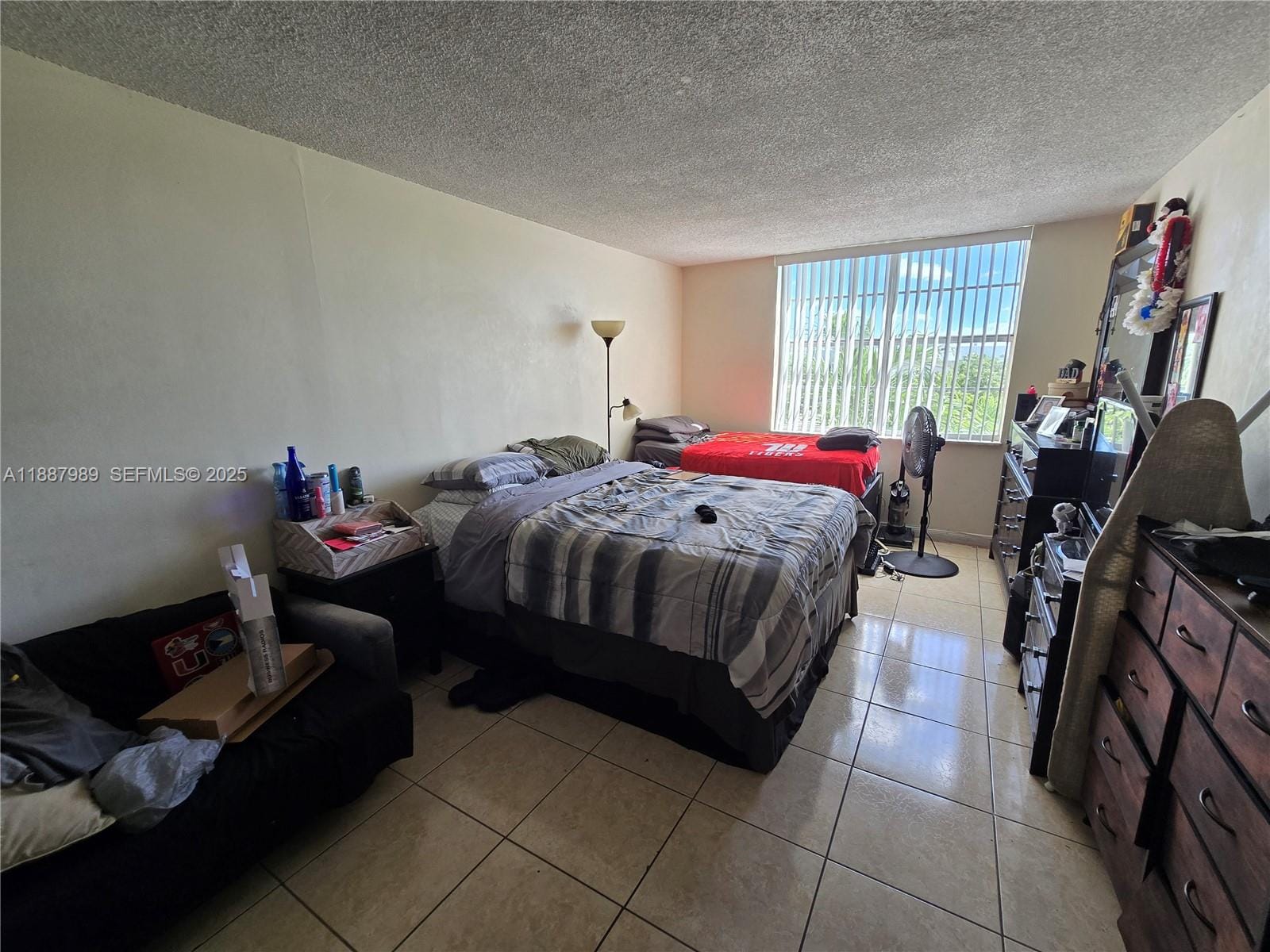 498 NW 165th St Road D-405, Miami, FL 33169 photo 7