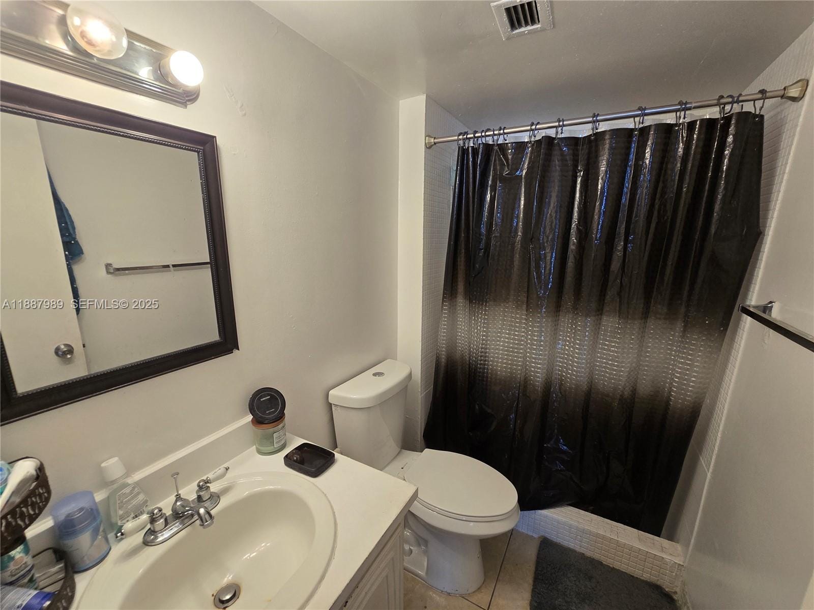 498 NW 165th St Road D-405, Miami, FL 33169 photo 10