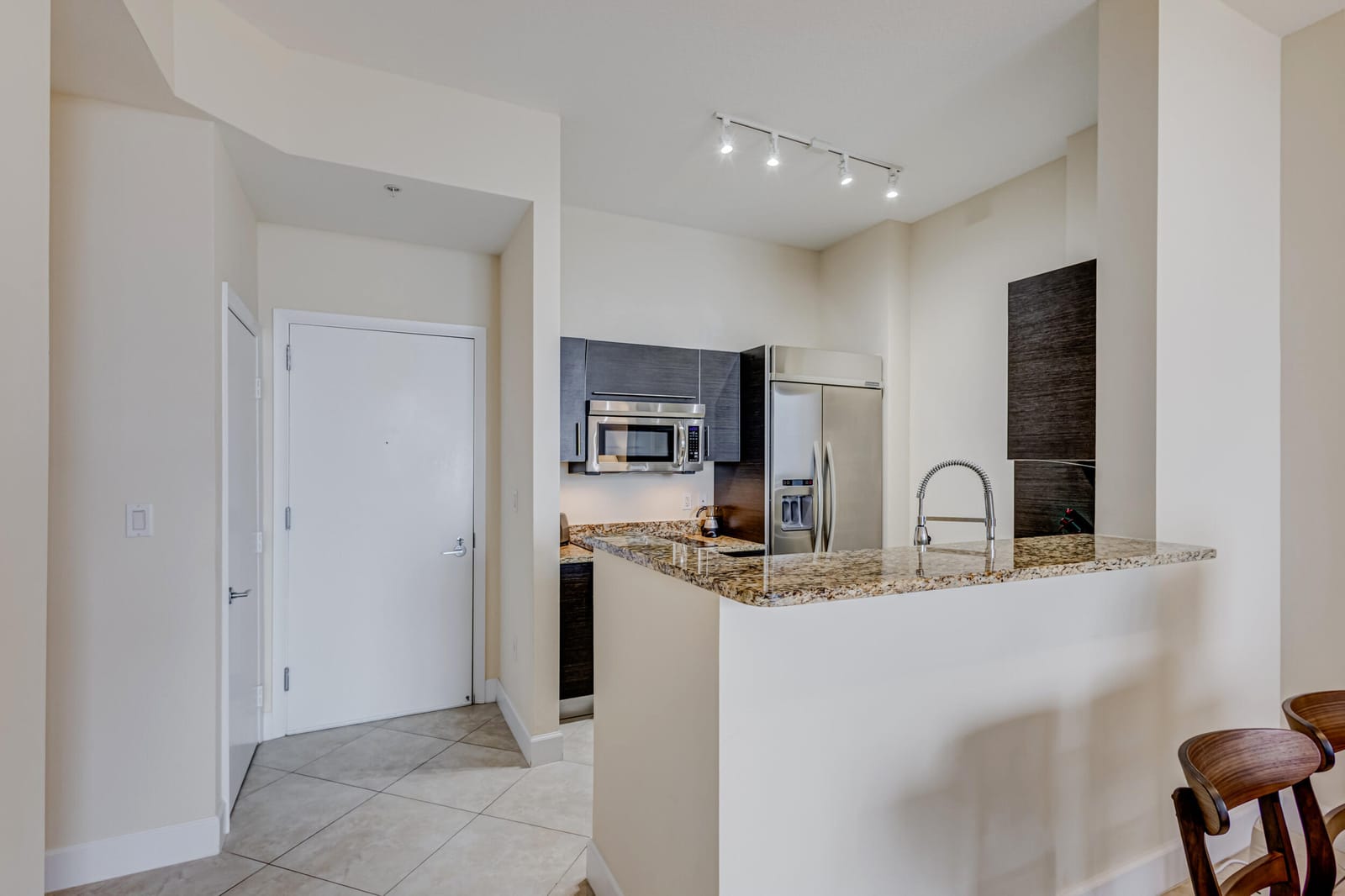 550 Okeechobee Boulevard Lph-12 — photo 3