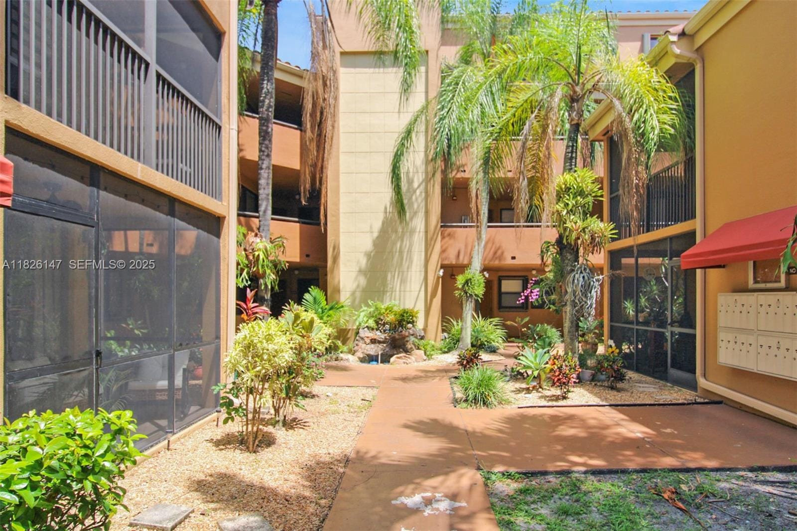 15549 N Miami Lakeway N 104 — photo 11