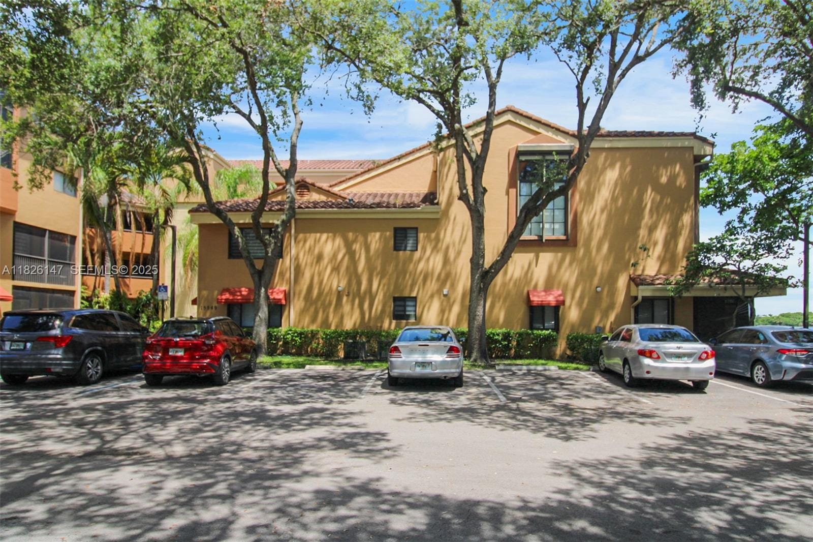 15549 N Miami Lakeway N 104 — photo 12