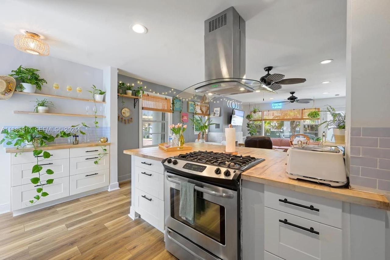 314 New Hampshire Street 23, Hollywood, FL 33019, Hollywood