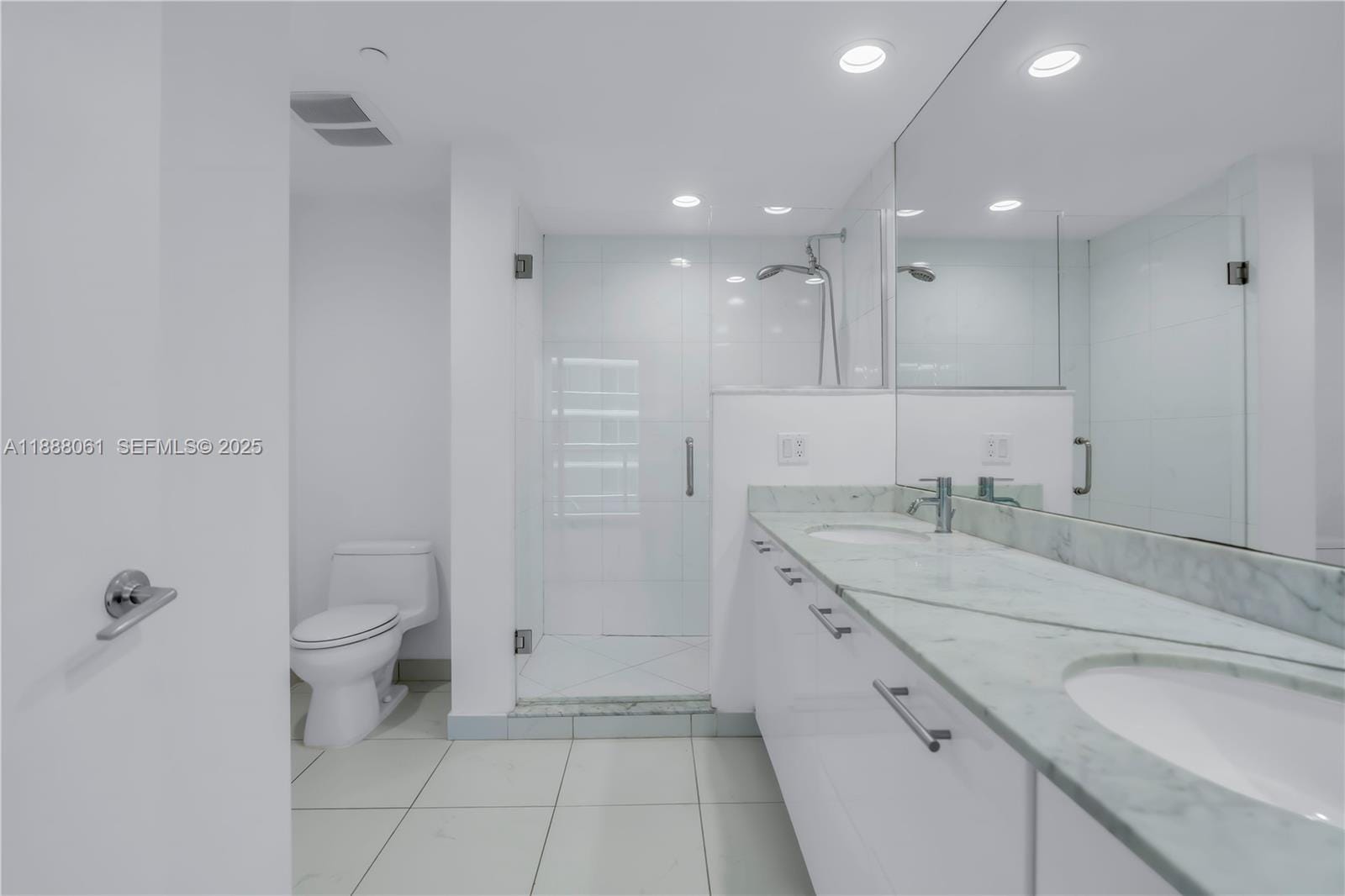 55 SE 6th Street 3503, Miami, FL 33131 photo 11