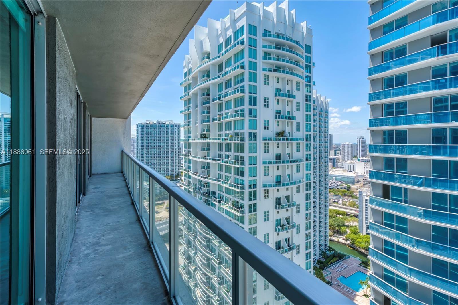55 SE 6th Street 3503, Miami, FL 33131 photo 17