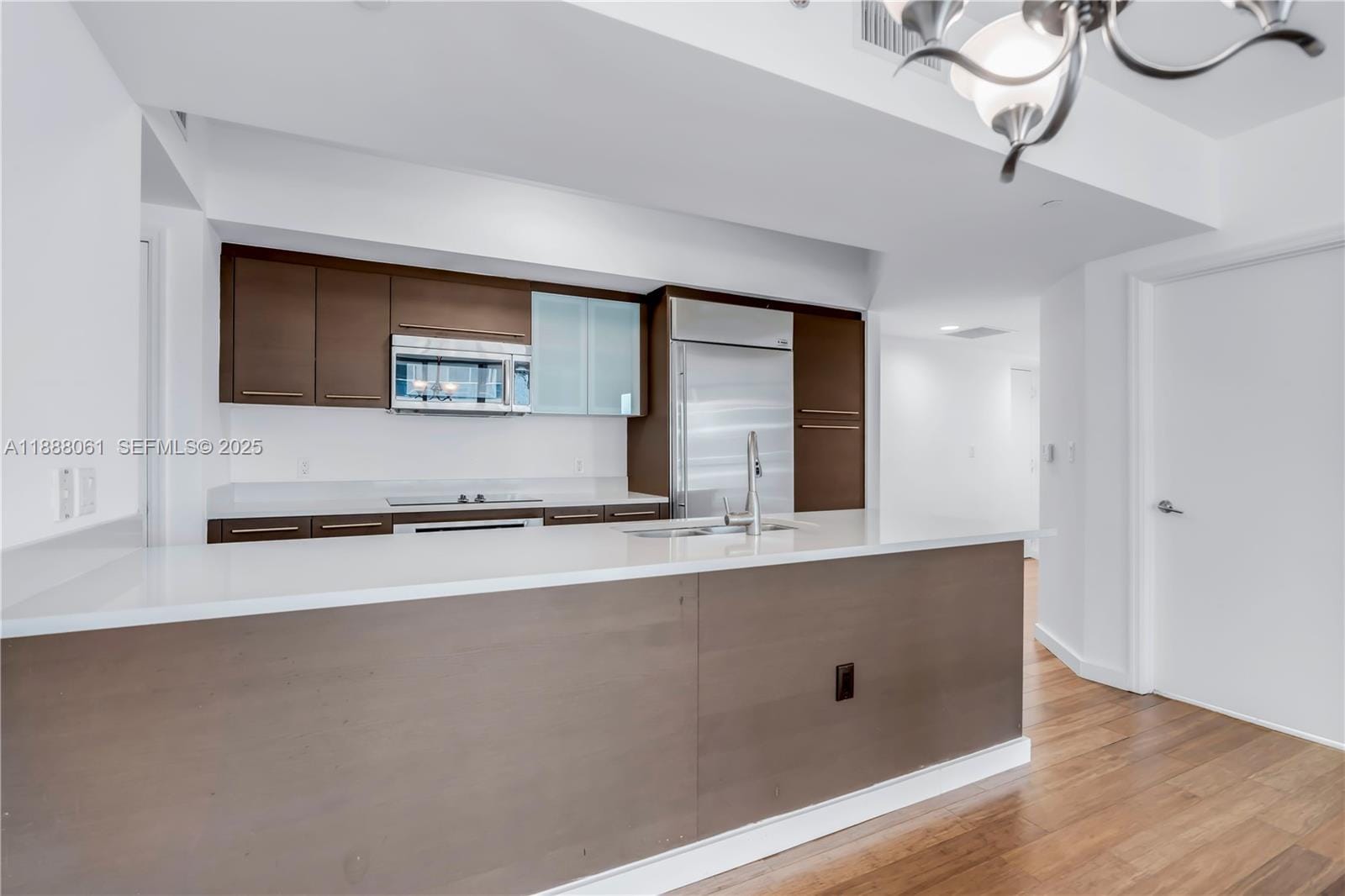 55 SE 6th Street 3503, Miami, FL 33131 photo 4