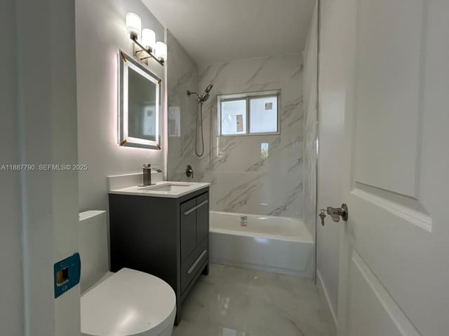 11865 SW 186th Street, Miami, FL 33177