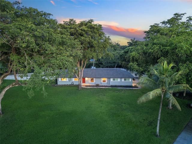4000 109th Avenue, sold in Martha Bright Farms, Davie, FL