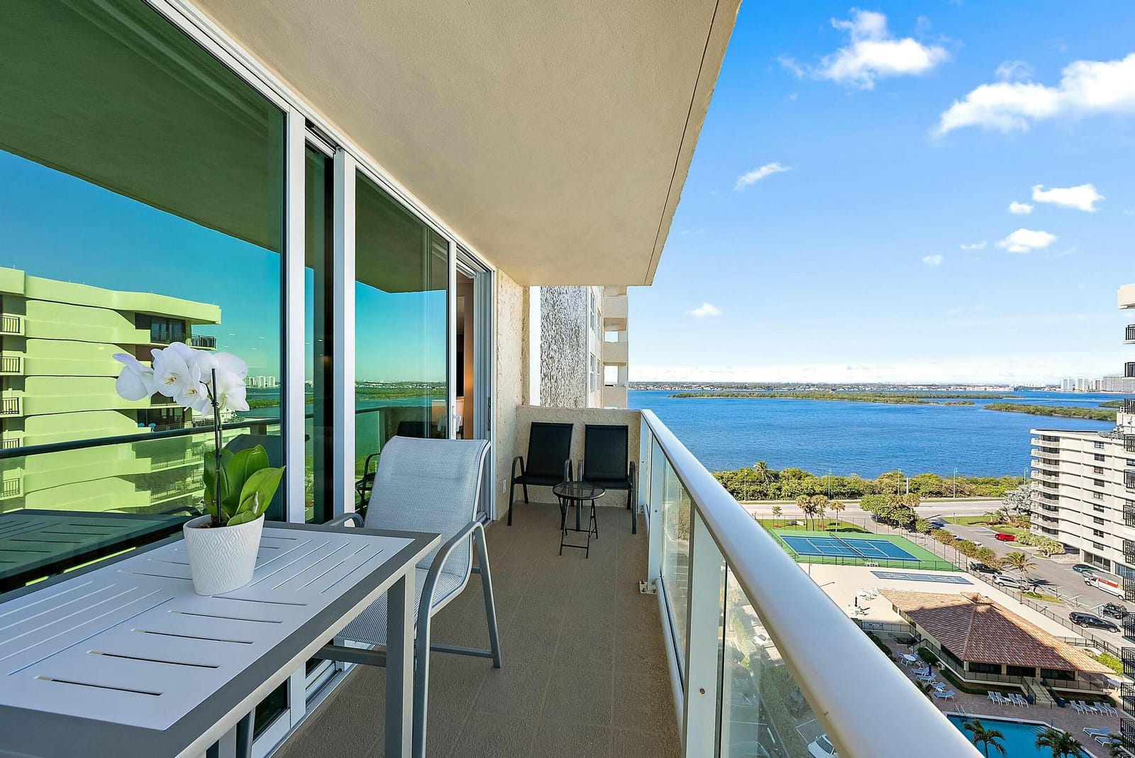 5440 N Ocean Drive 1504, Singer Island, FL 33404 photo 4