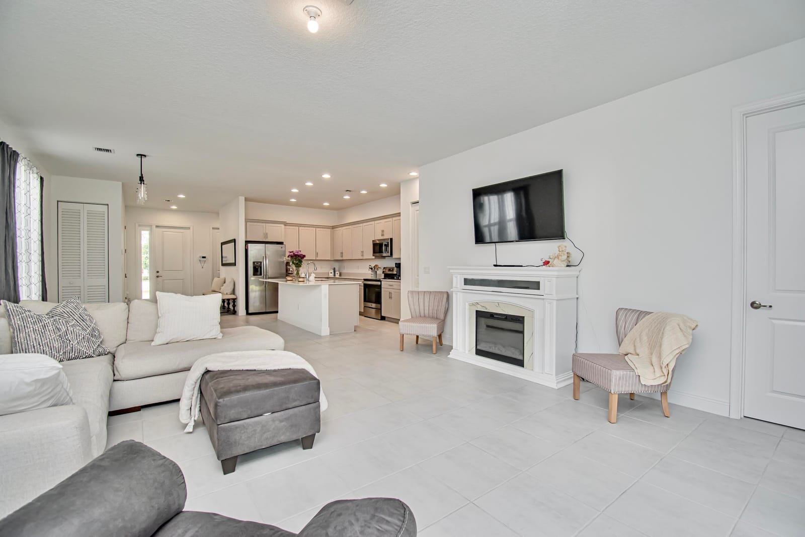 16420 Sandy Shore Drive — photo 10