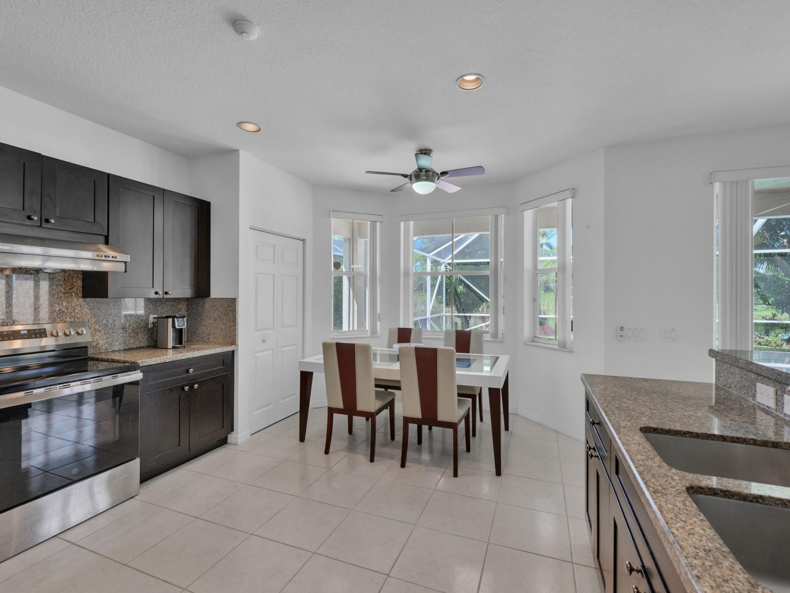 4032 Pinewood Lane, Weston, FL 33331 photo 30