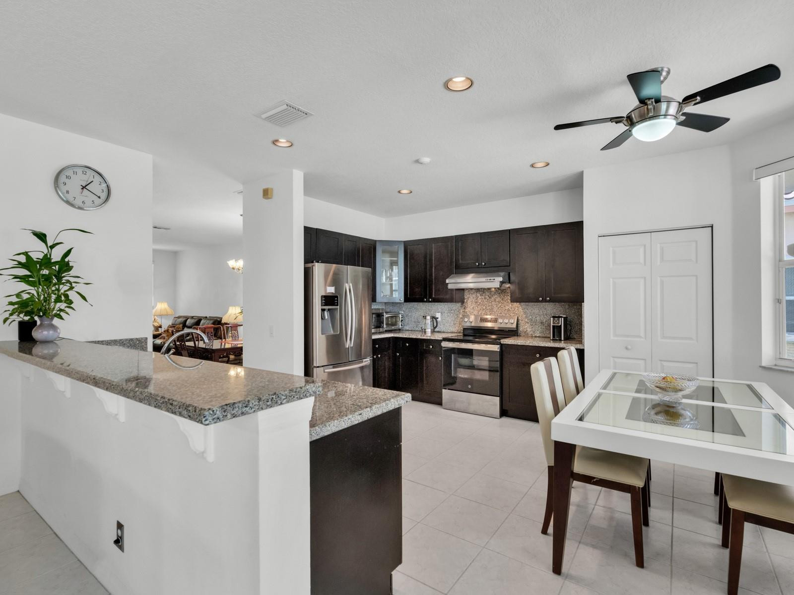 4032 Pinewood Lane — photo 4