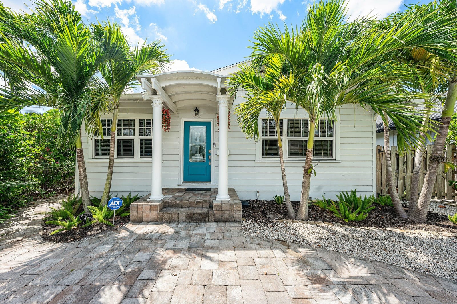 220 Malverne Road, West Palm Beach, FL 33405 photo 2