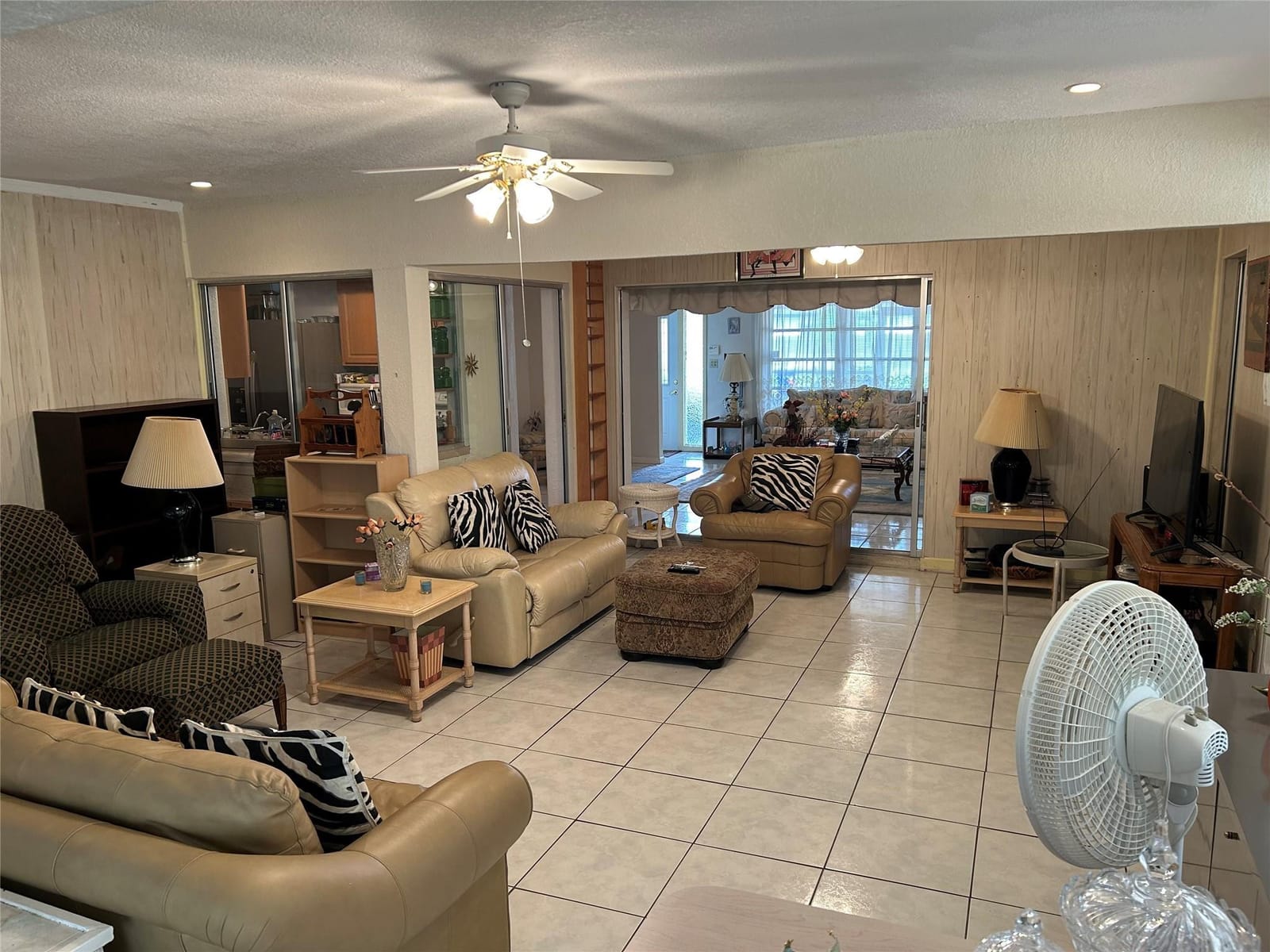 4500 NW 41st Street, Lauderdale Lakes, FL 33319 photo 18