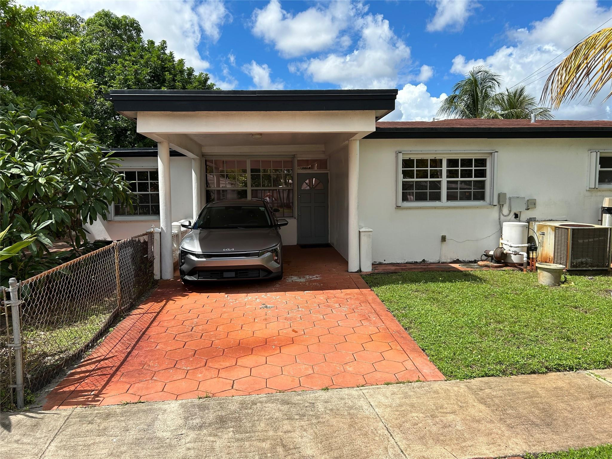 4500 NW 41st Street, Lauderdale Lakes, FL 33319, Lauderdale Lakes