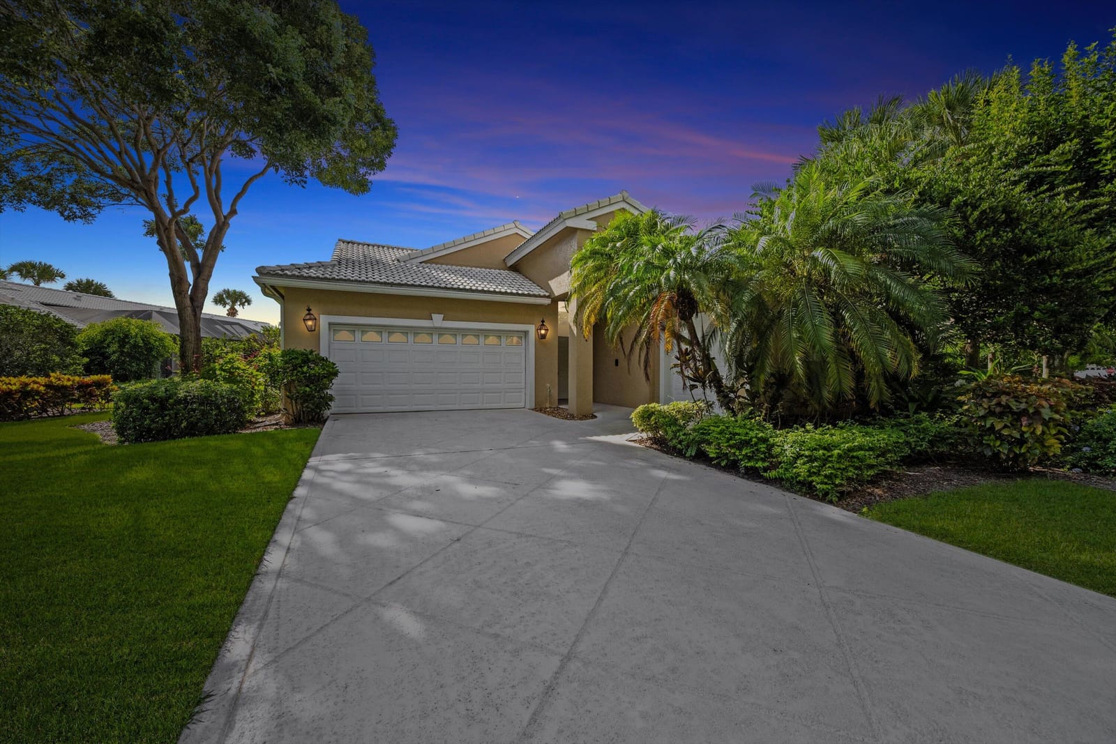 17104 Crossgate Drive, Jupiter, FL 33477