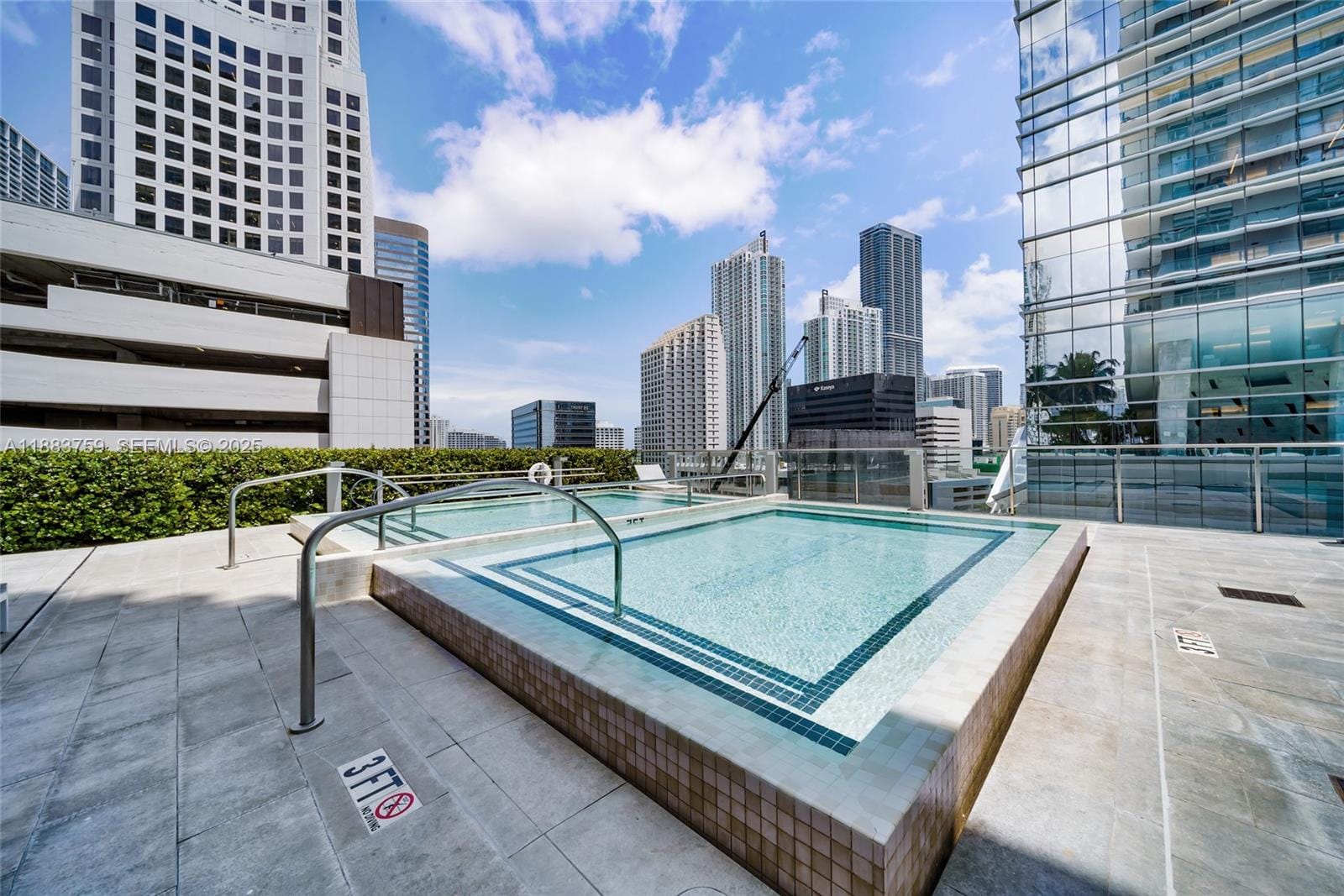 68 SE 6th Street 811, Miami, FL 33131 photo 23