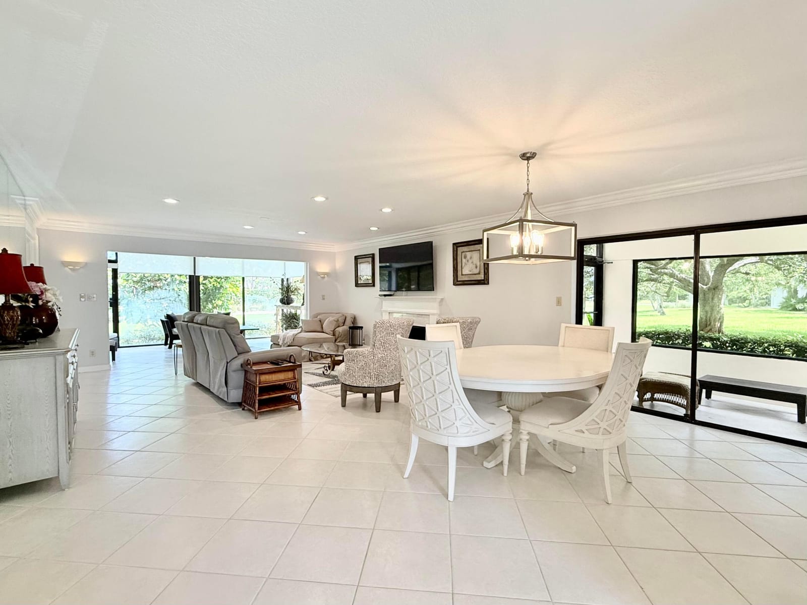 401 Clubhouse Circle 401a, Jupiter, FL 33477 photo 3