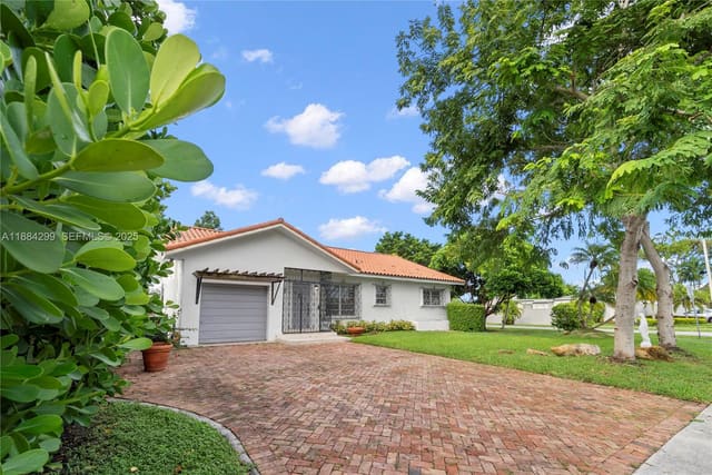 8001 SW 36th Terrace, sold in Baker Manor, Miami, FL