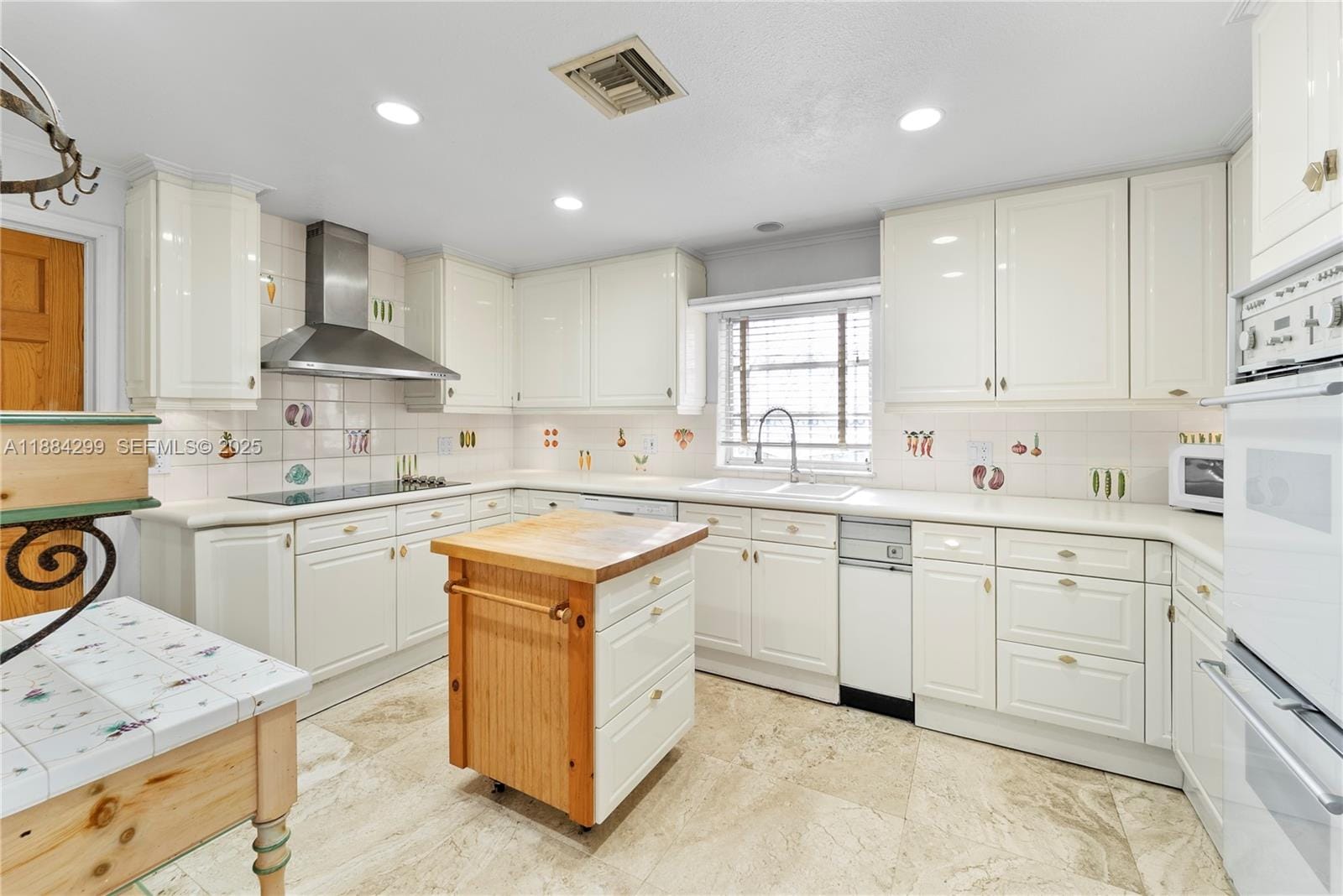 8001 SW 36th Terrace, Miami, FL 33155 photo 4