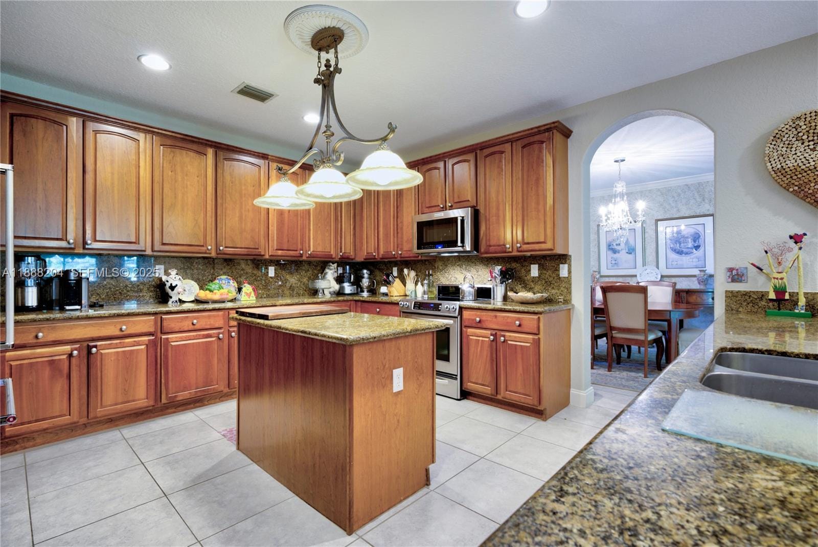 7665 SW 193rd Lane, Cutler Bay, FL 33157 photo 8