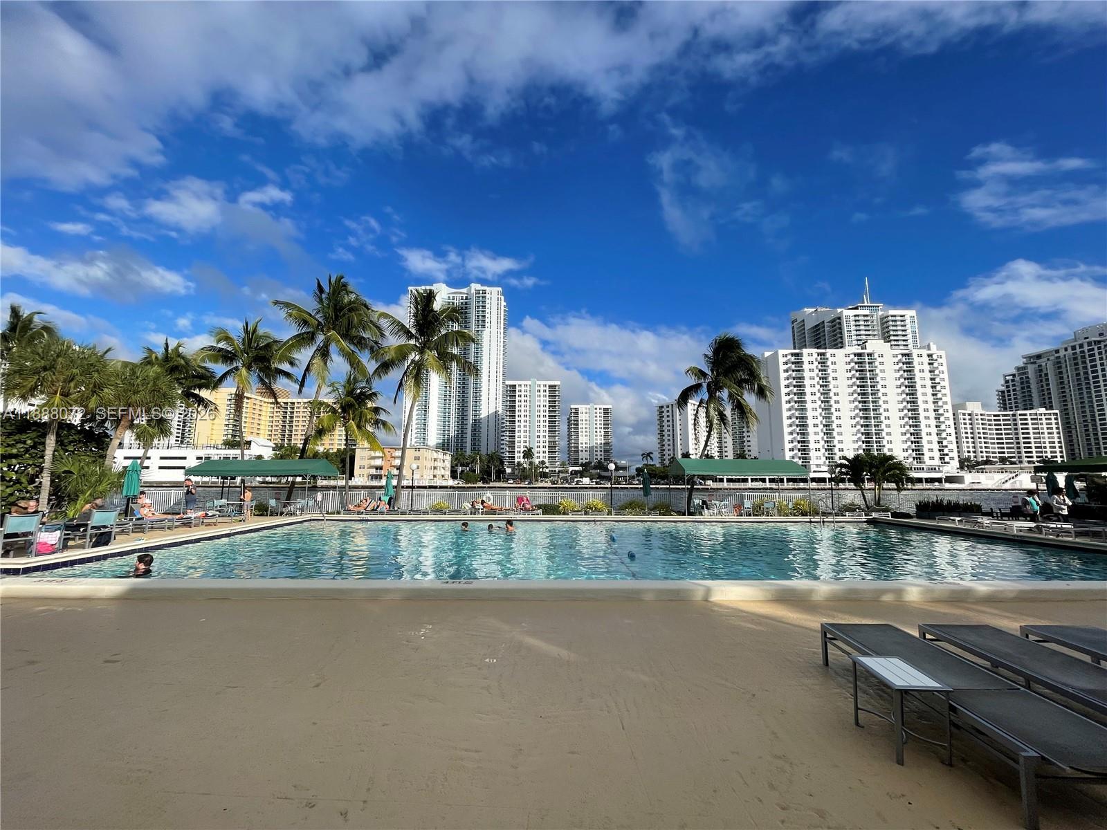 1000 Parkview Drive 627, Hallandale Beach, FL 33009, Hallandale Beach