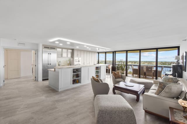 1900 Consulate Place 1902, West Palm Beach, FL 33401