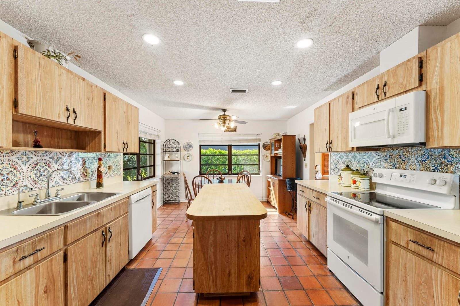 2282 Palmetto Road — photo 12