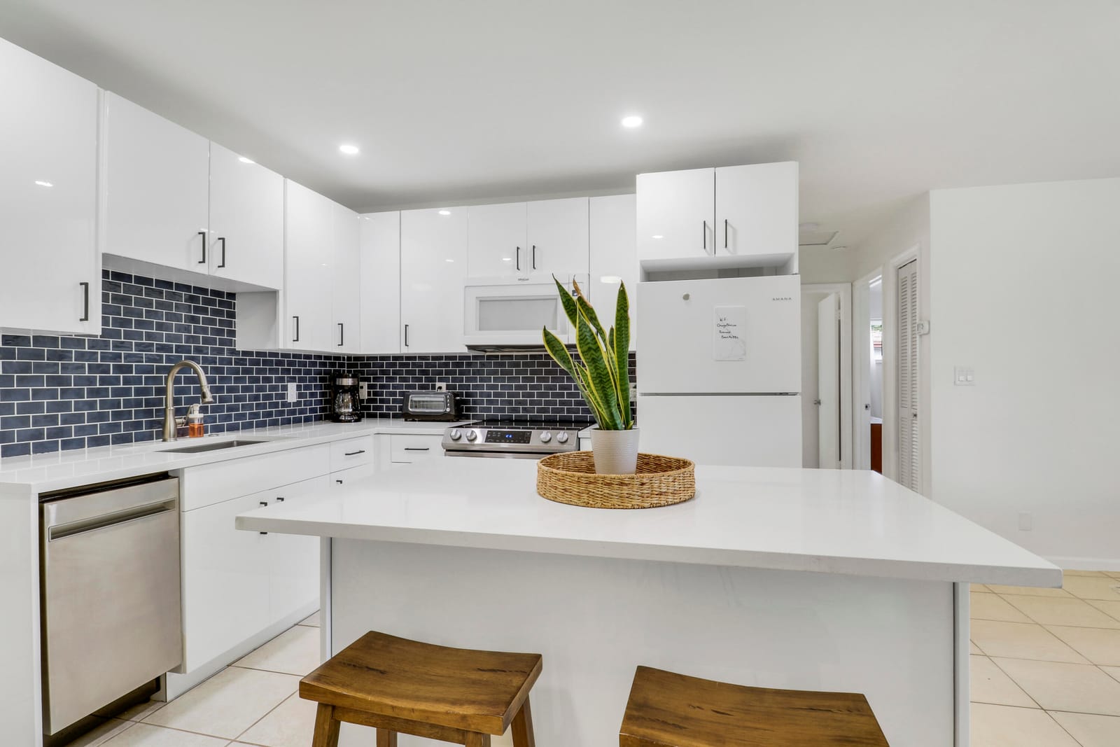 9285 Sun Court — photo 2