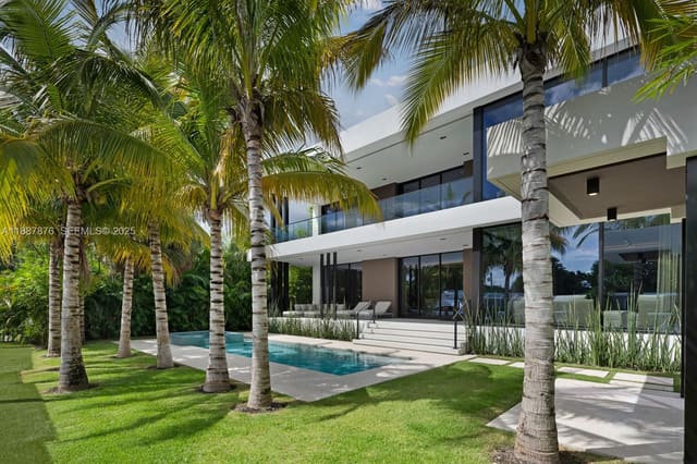 13225 Arch Creek Terrace, sold in Keystone Island No 1, North Miami, FL