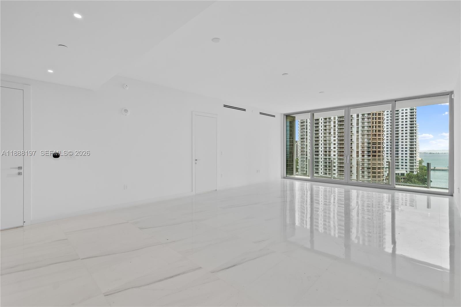 300 Biscayne Blvd Way 1103, Miami, FL 33131, Miami
