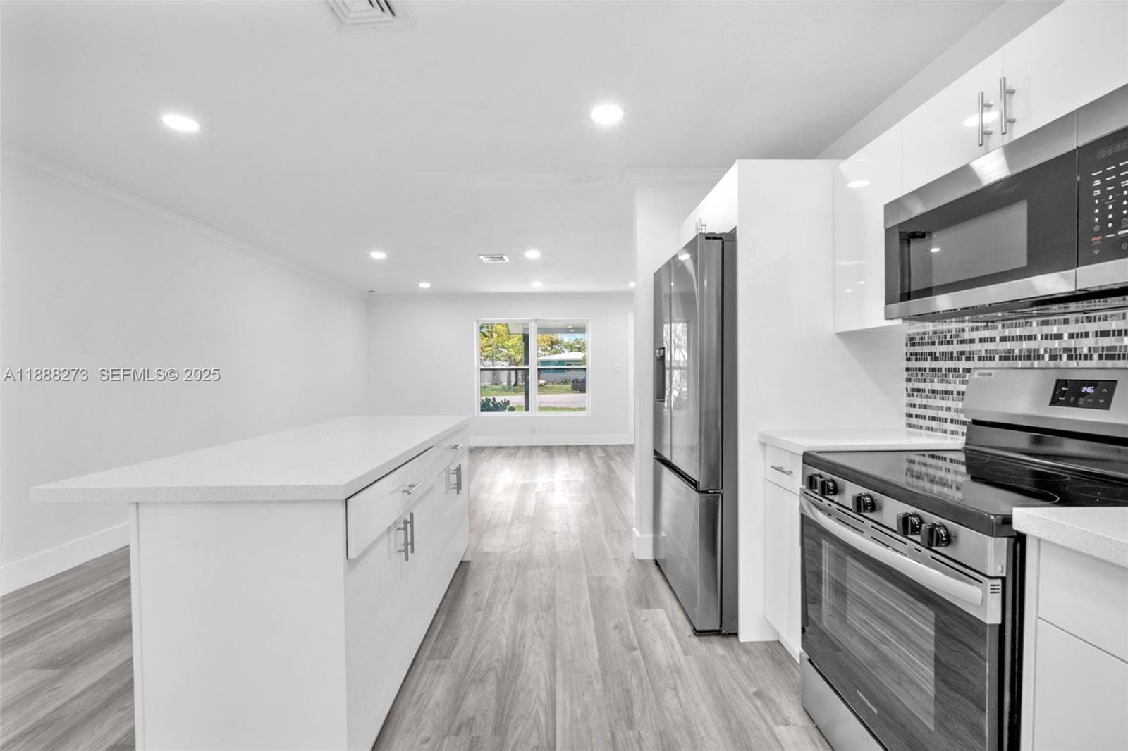 1840 NW 32nd Street — photo 7