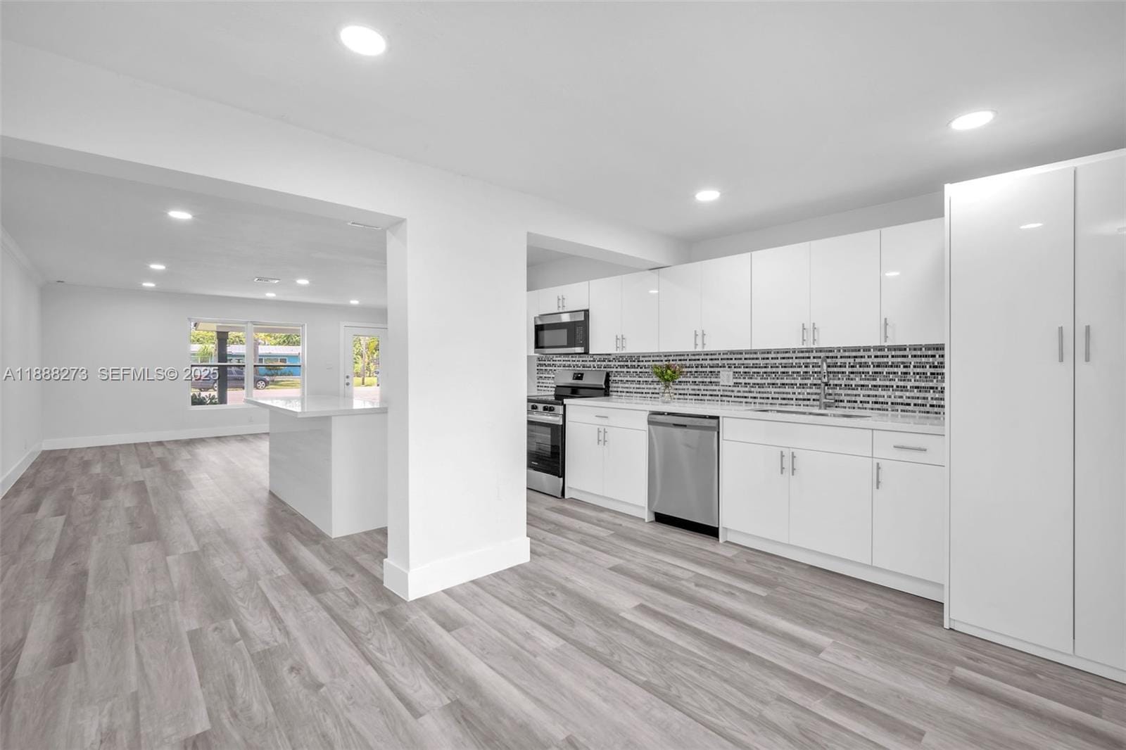 1840 NW 32nd Street — photo 9