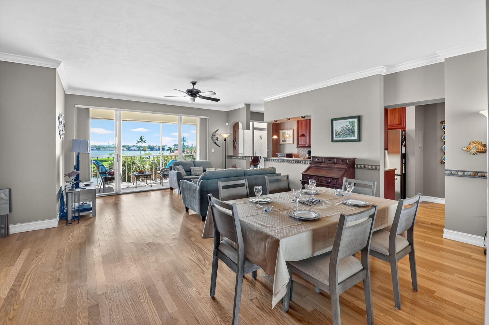 102 Half Moon Circle B3, Hypoluxo, FL 33462 photo 3