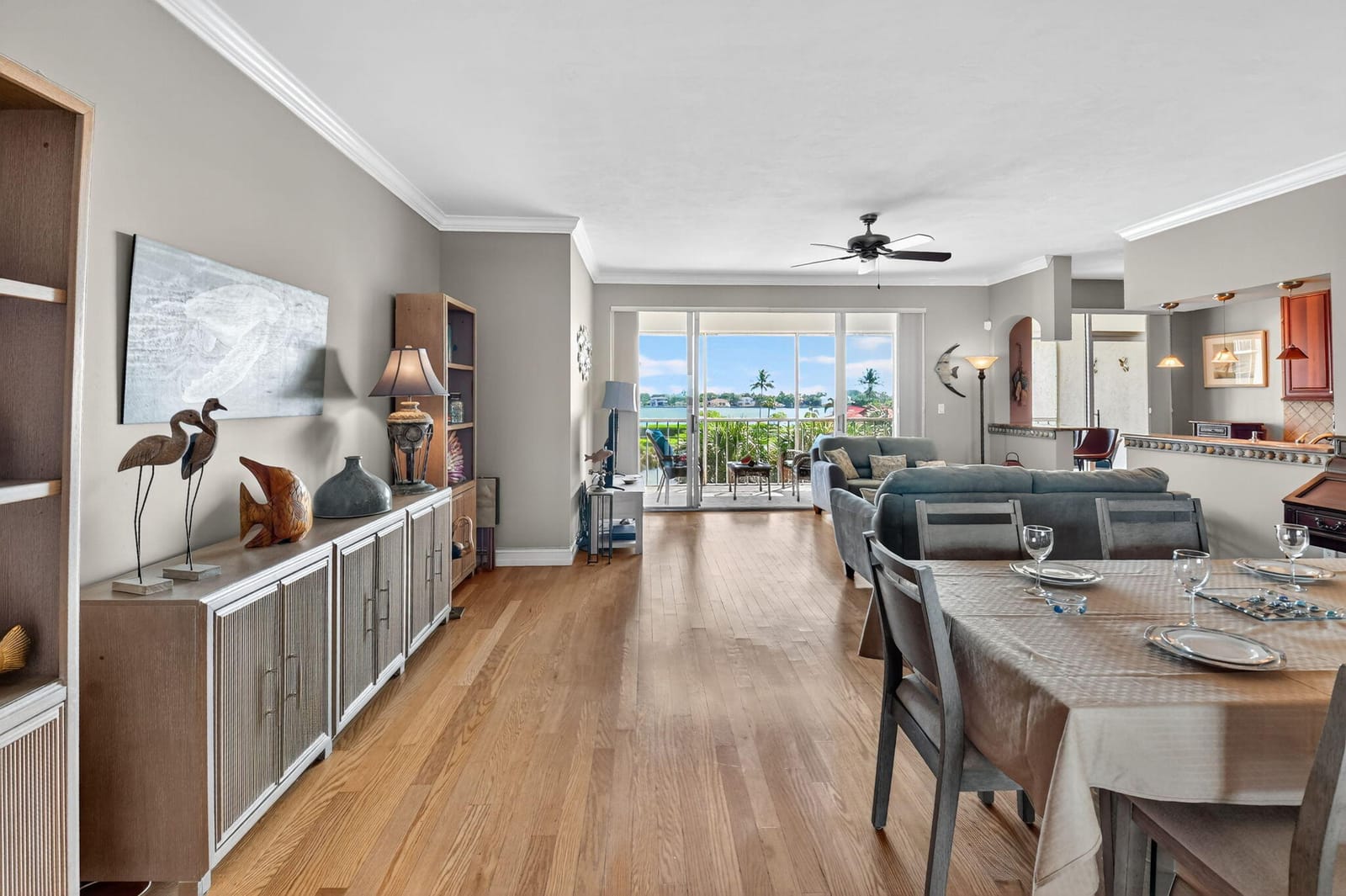 102 Half Moon Circle B3, Hypoluxo, FL 33462 photo 4