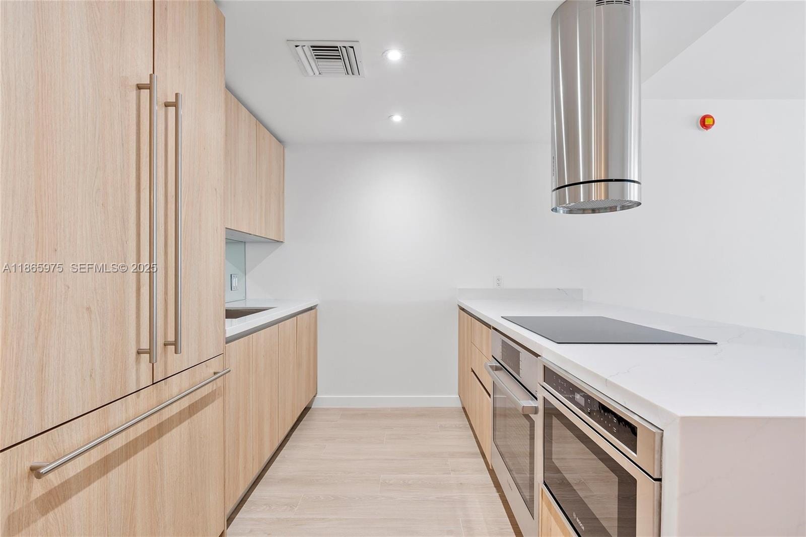 9901 W Bay Harbor Drive 402 — photo 7