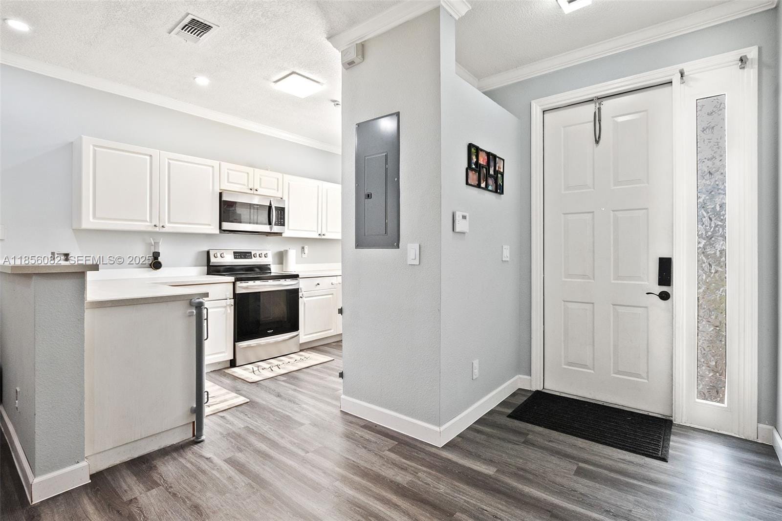 5709 NW 48th Avenue 5709 — photo 4