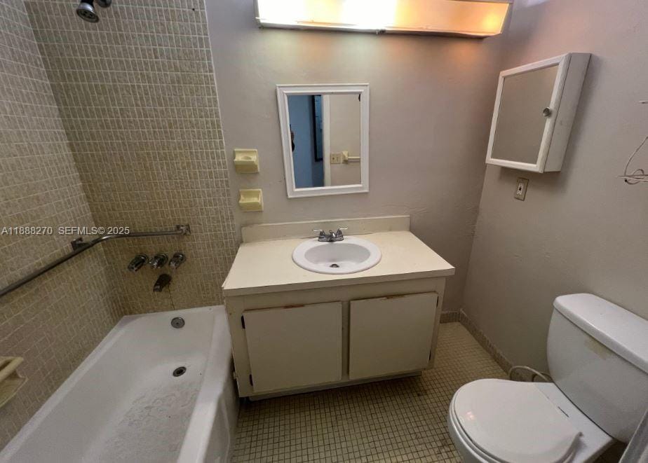 19080 NE 3rd Court 312, Miami, FL 33179 photo 15