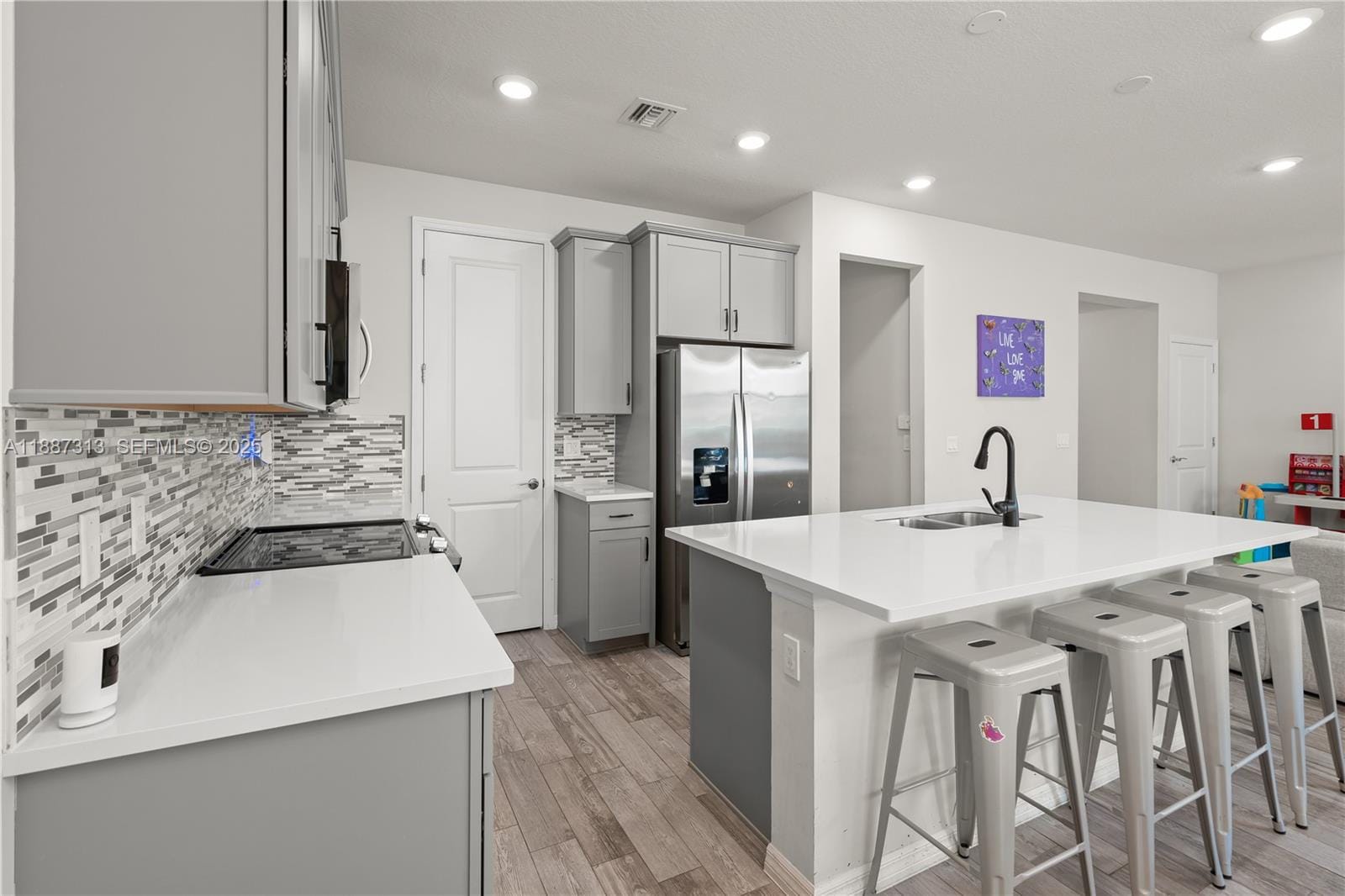 4955 Eucalyptus Drive, Hollywood, FL 33021 photo 4