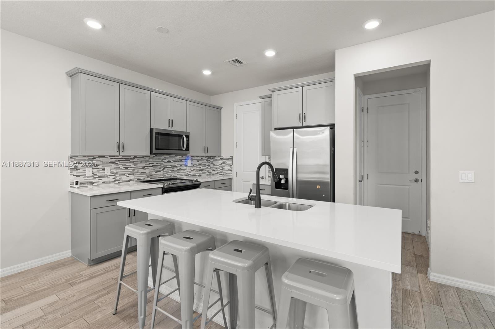 4955 Eucalyptus Drive, Hollywood, FL 33021 photo 8