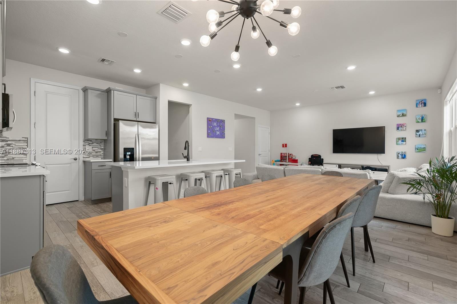 4955 Eucalyptus Drive, Hollywood, FL 33021 photo 9