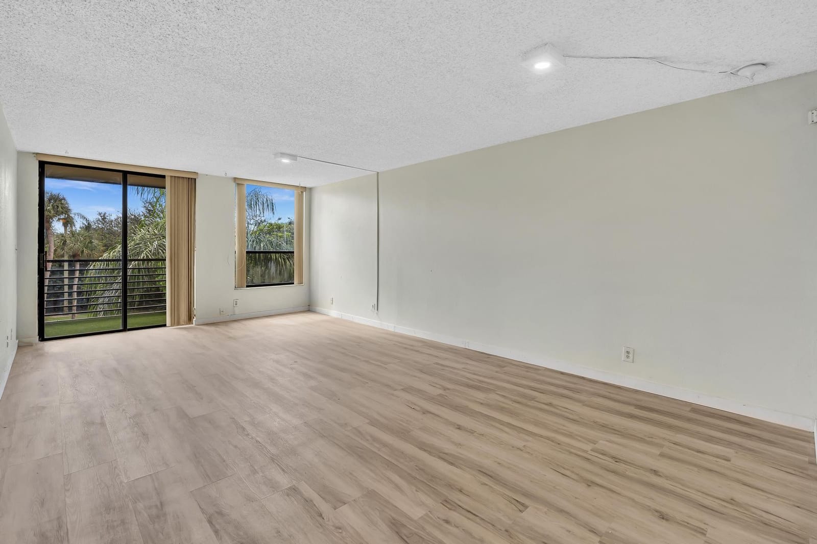 6351 N University Drive 324, Tamarac, FL 33321 photo 12