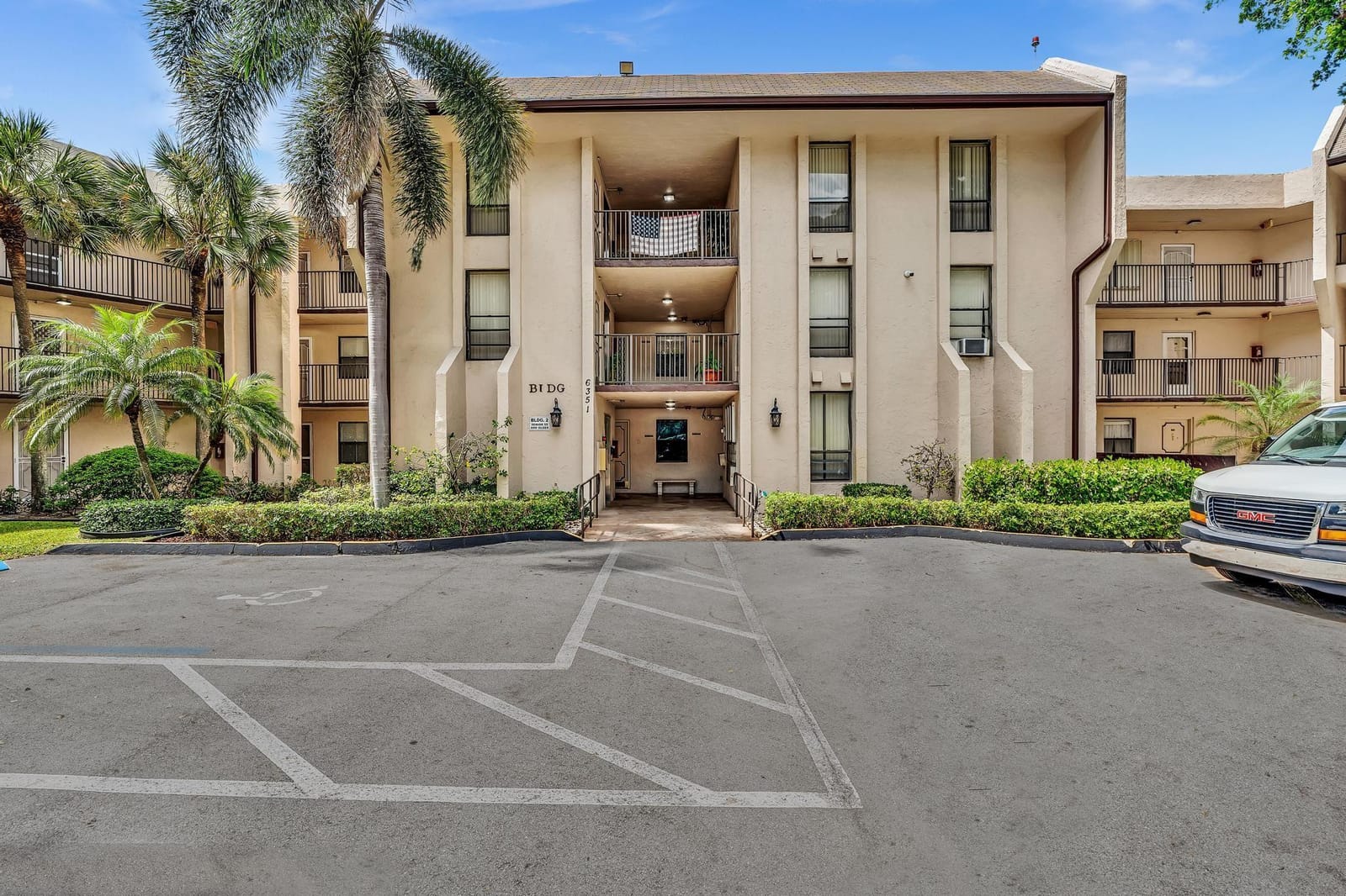 6351 N University Drive 324, Tamarac, FL 33321 photo 3