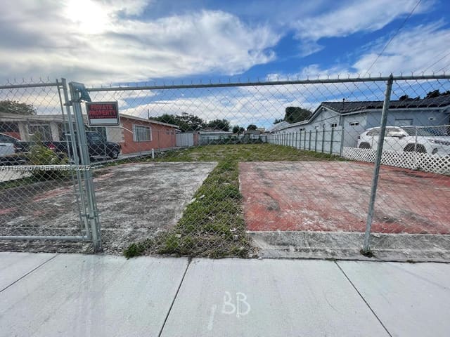 100 NW 57th Court, sold in W Flagler Pk, Miami, FL
