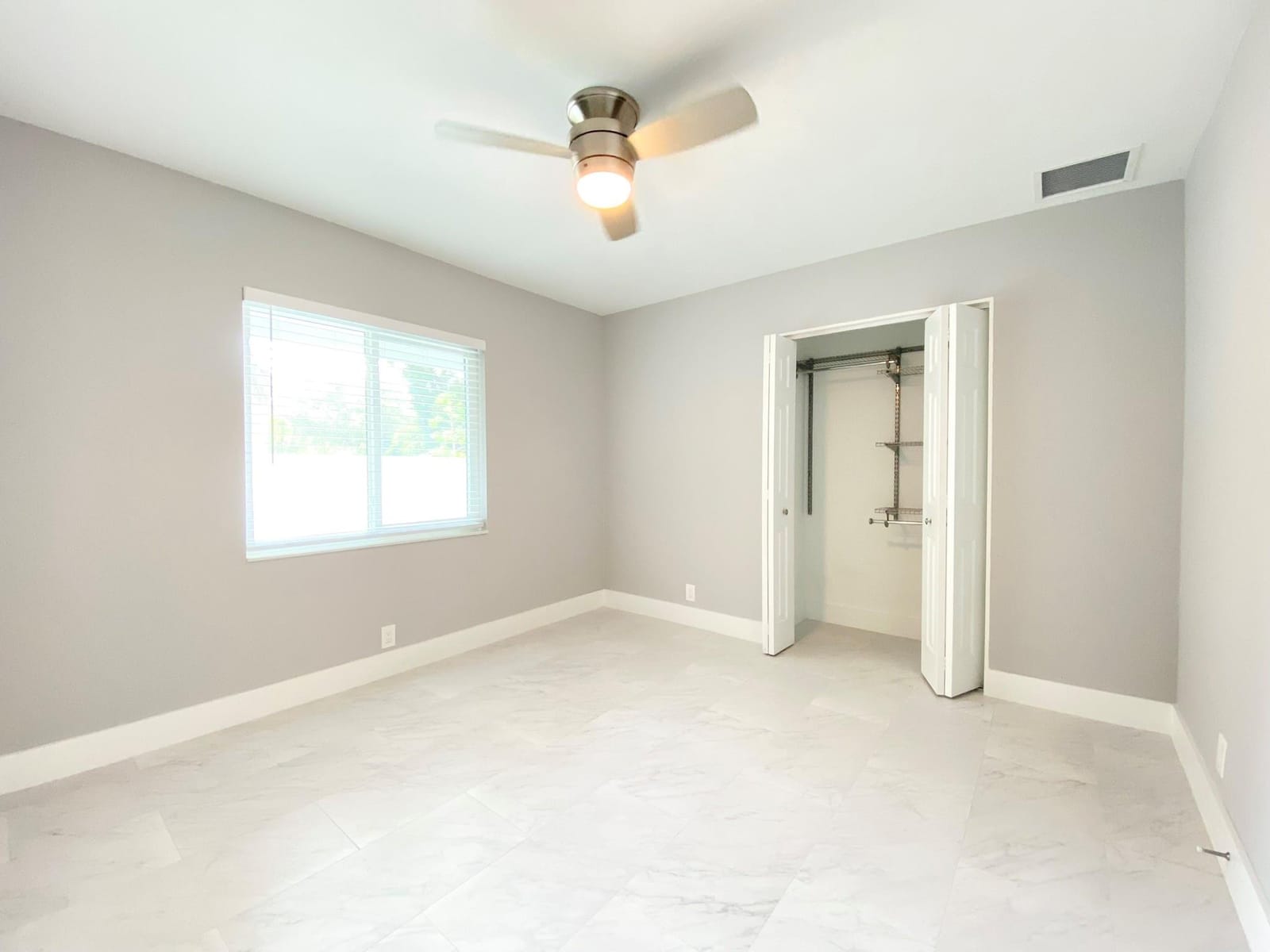 1402 NE 34th Street, Oakland Park, FL 33334 photo 18