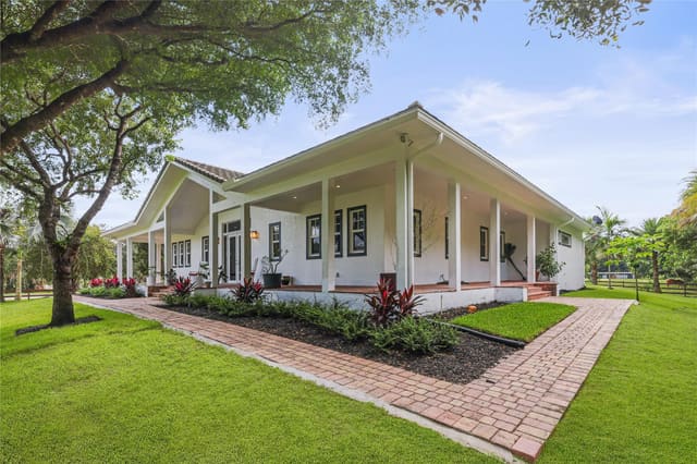 6601 Appaloosa Trail, Southwest Ranches, FL 33330